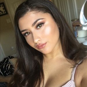 Meet your Posher, Natalie